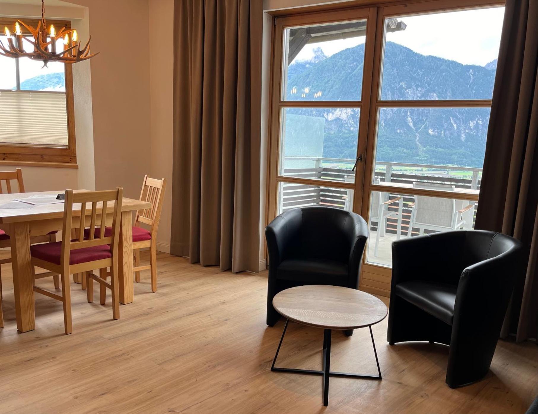 Sun Apartments - With Dolomiten Panorama Lienz Luaran gambar